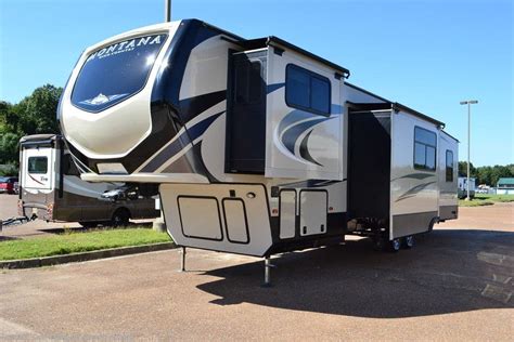Used 5th wheels for sale - Browse 5th Wheel RVs. View our entire inventory of New or Used 5th Wheel RVs. RVTrader.com always has the largest selection of New or Used 5th Wheel RVs for sale …